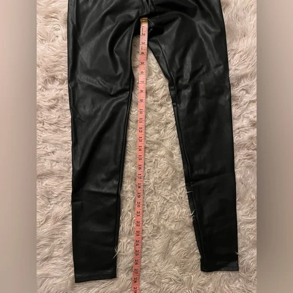 Wild fable faux leather leggings - Picture 4 of 8